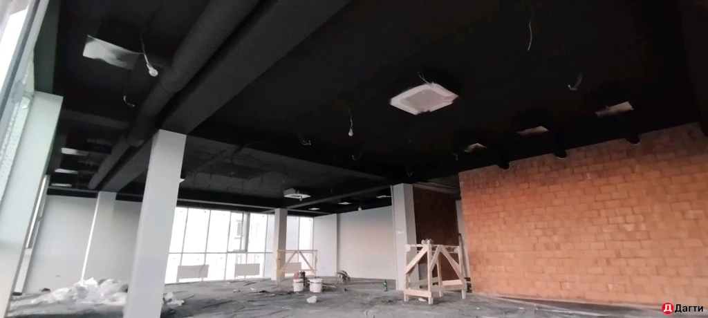 Покраска стен и потолков