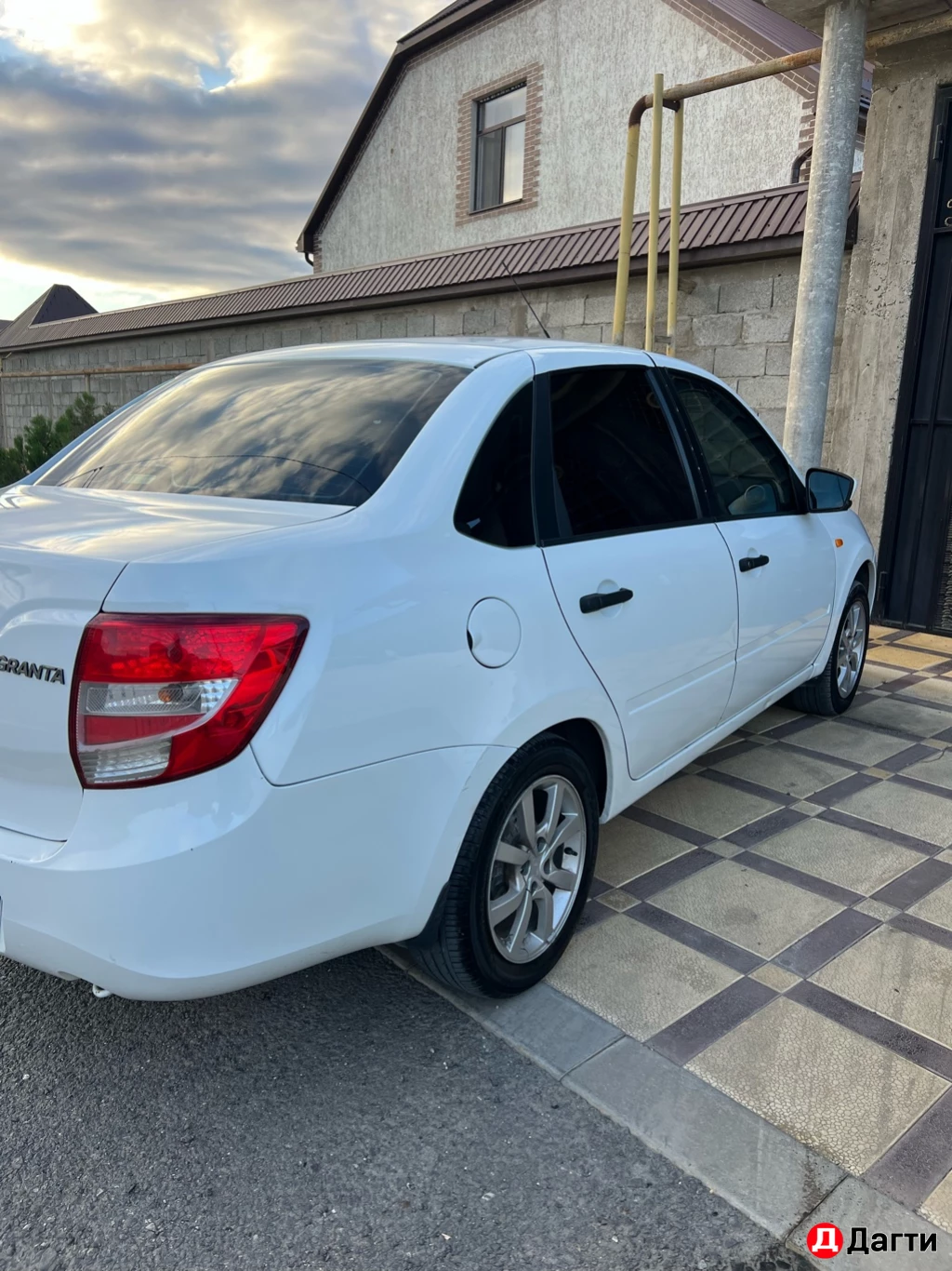 LADA (ВАЗ) Granta, 2016 года