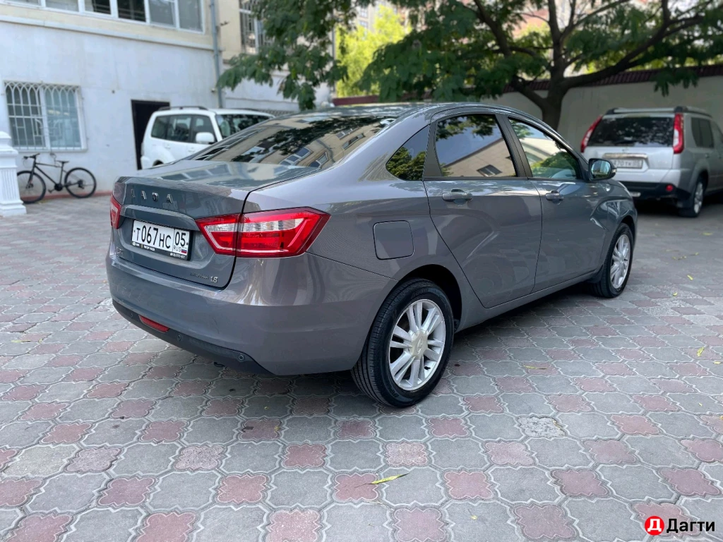 LADA (ВАЗ) Vesta, 2017 года