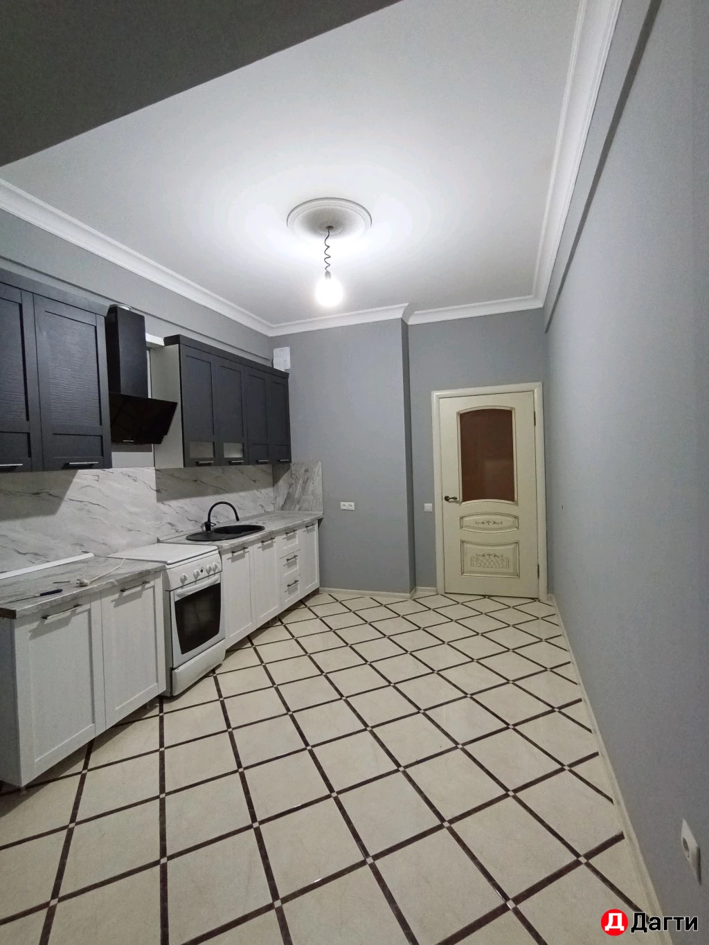 Квартира, 2 комнаты, 75 м²