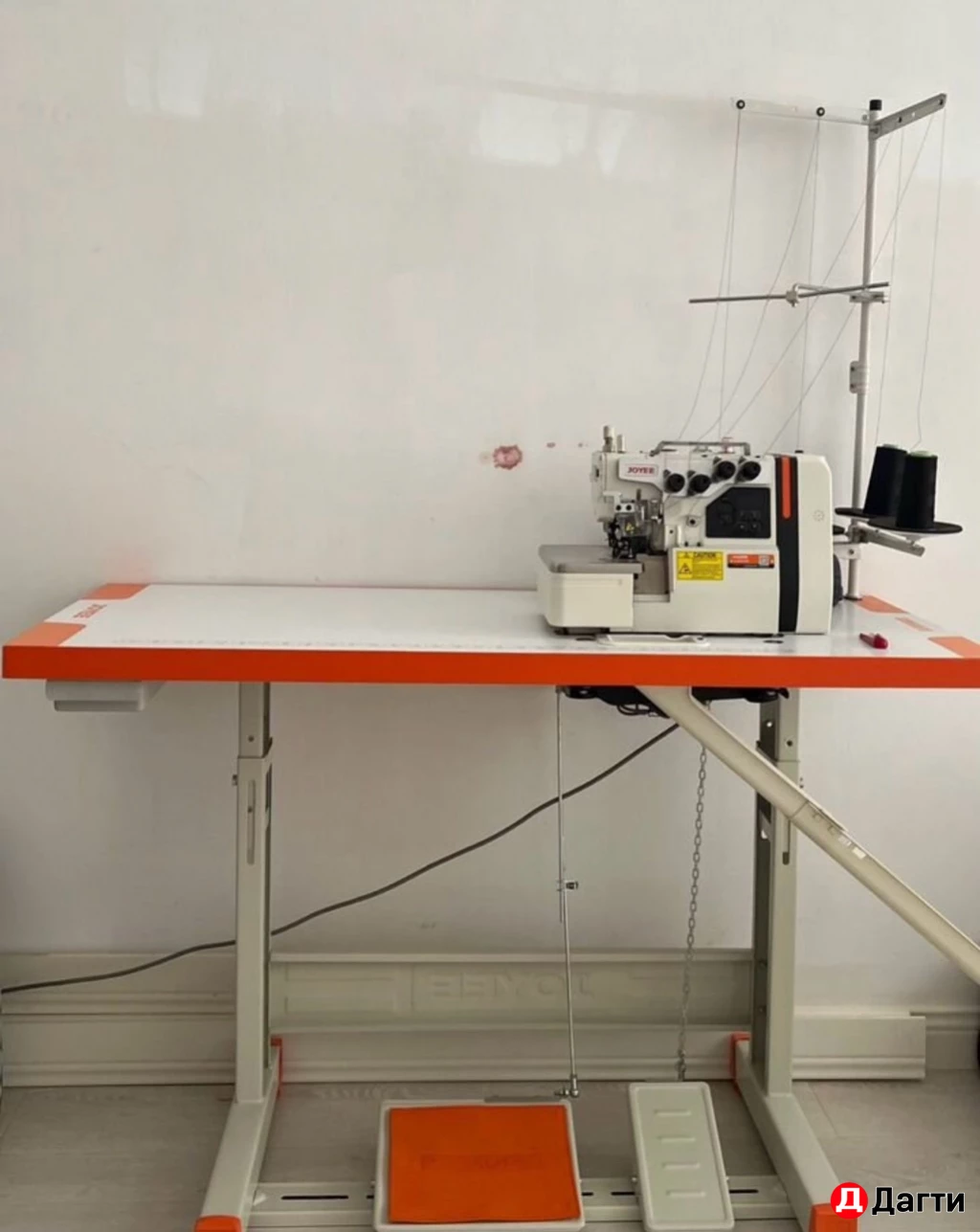 Оверлок Joyee