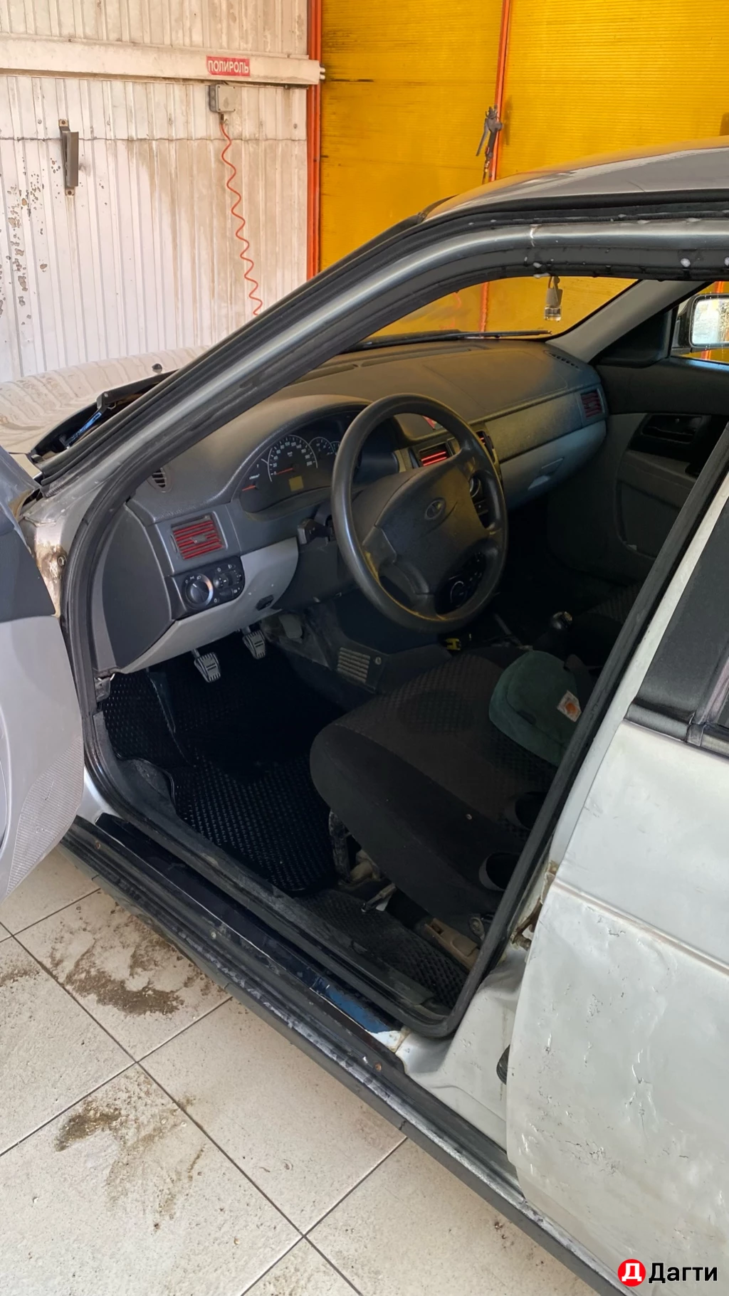 LADA (ВАЗ) Priora, 2011 года