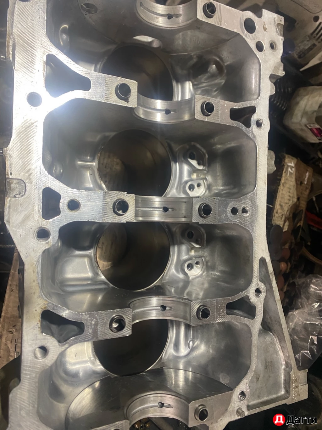 Двигатель Камри 2.5 2AR