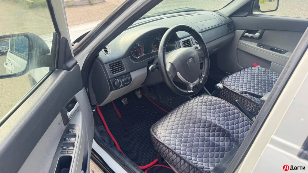 LADA (ВАЗ) Priora, 12 года