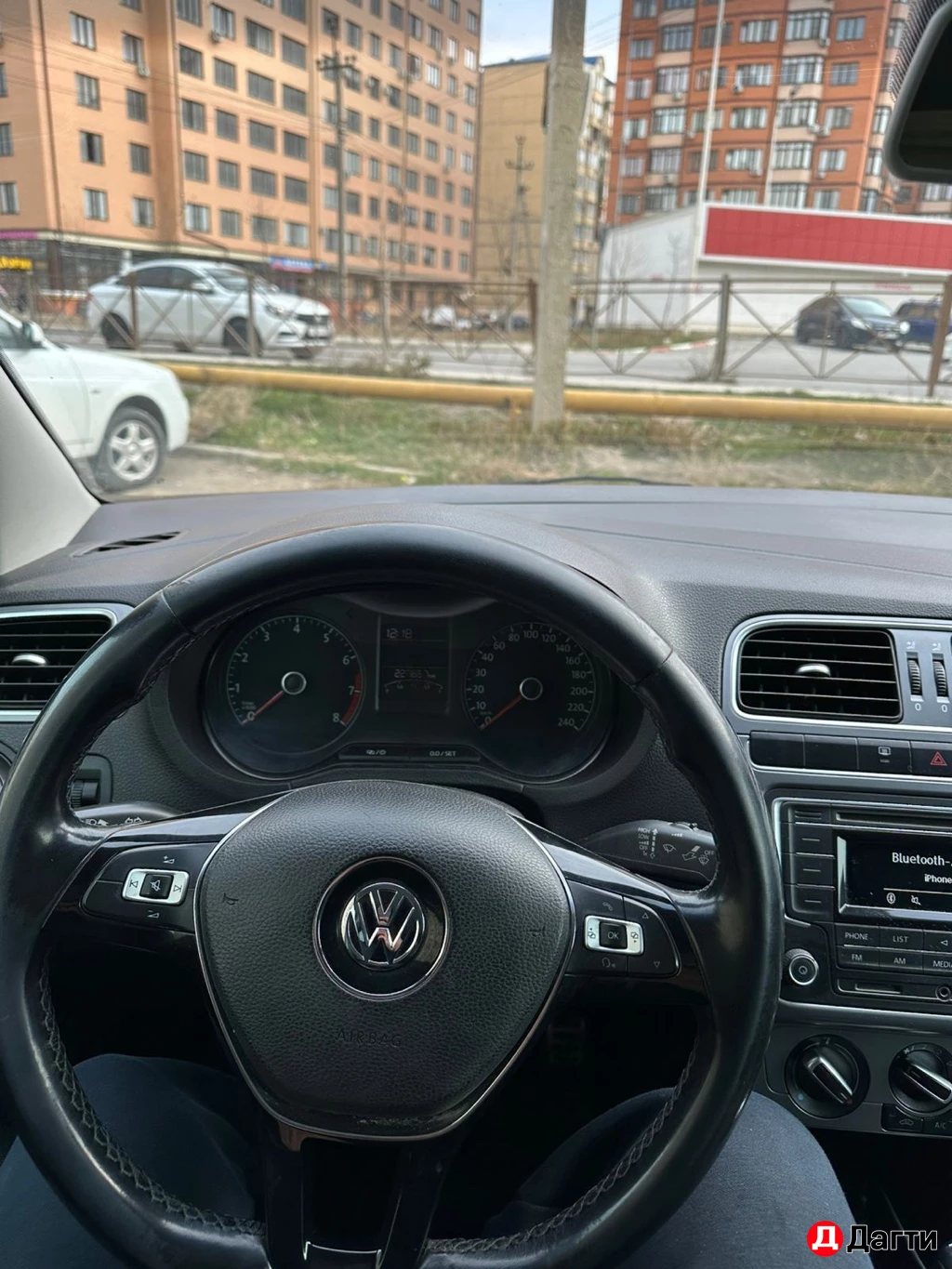 Volkswagen Polo, 2016 года