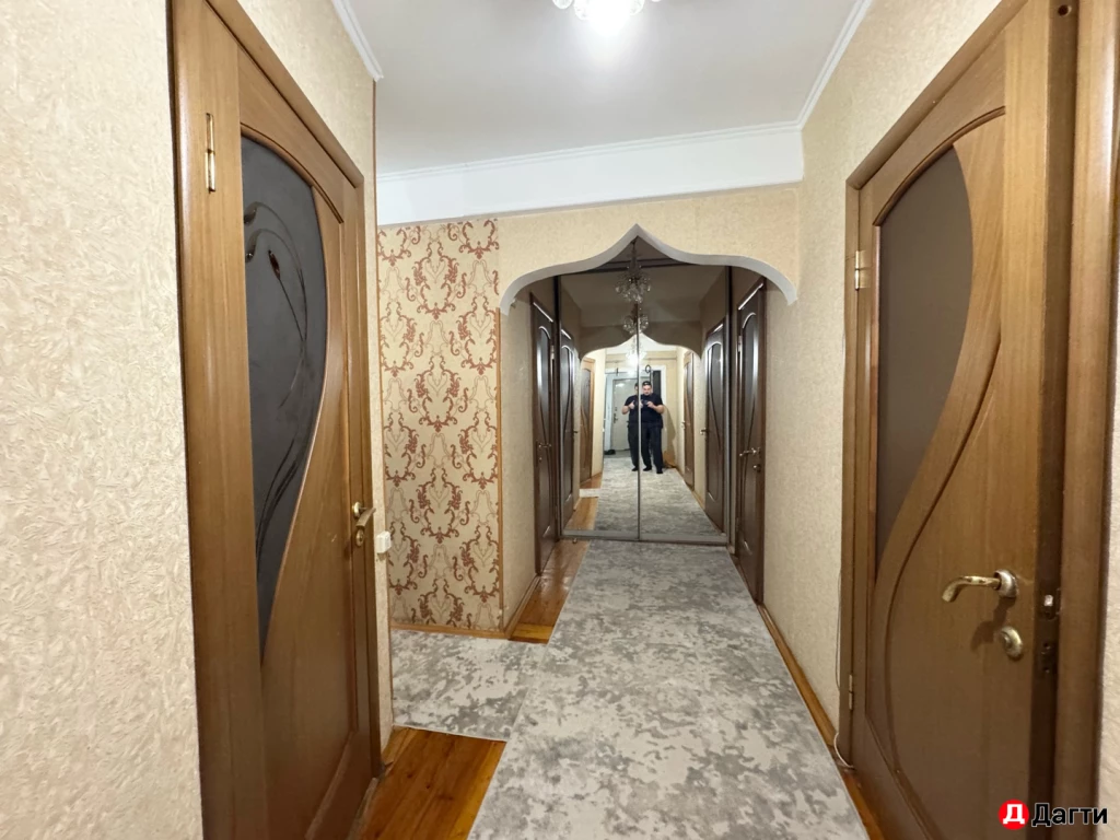 Квартира, 3 комнаты, 85 м², Агент