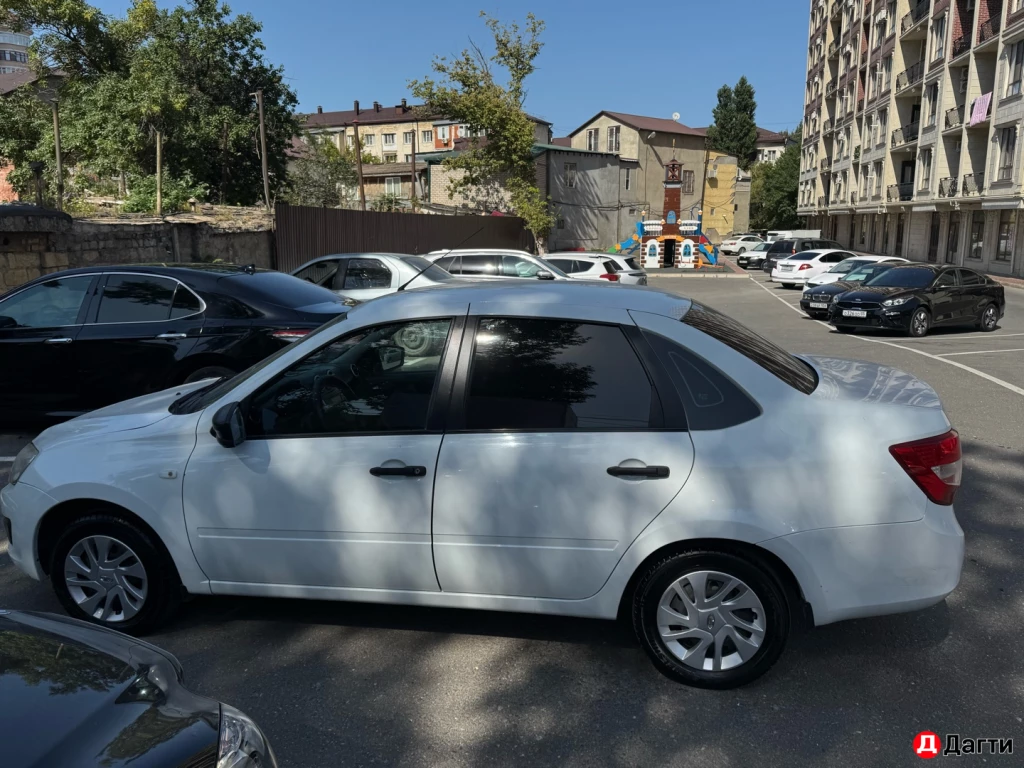 LADA (ВАЗ) Granta, 2017 года