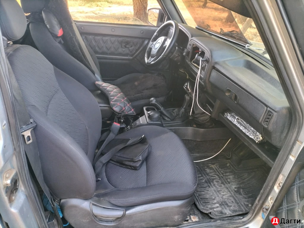 LADA (ВАЗ) 2131 (4x4), 2014 года