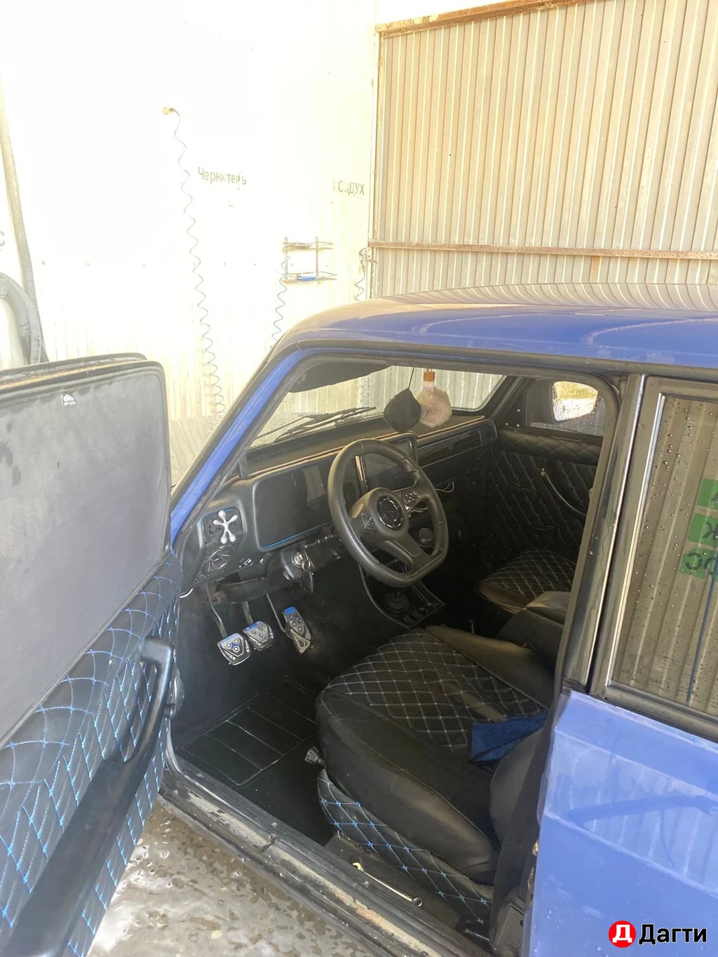 LADA (ВАЗ) 2107, 2004 года