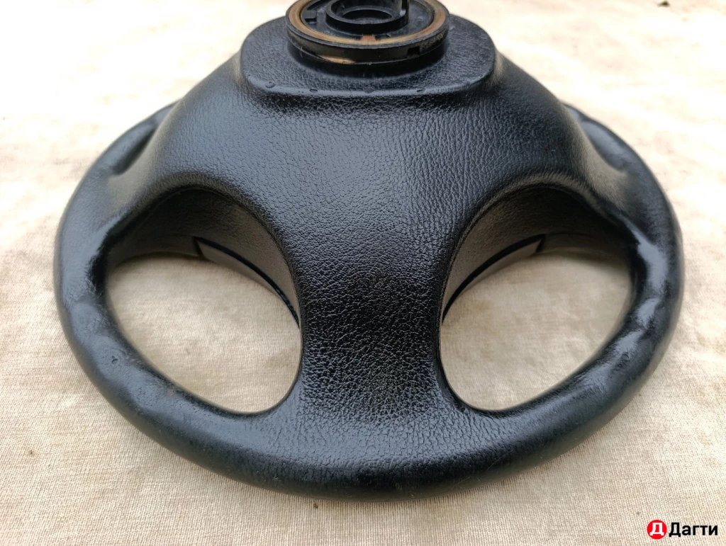 Руль на Daewoo Nexsia N100