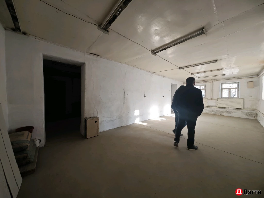 Склад, 160 м², Агент