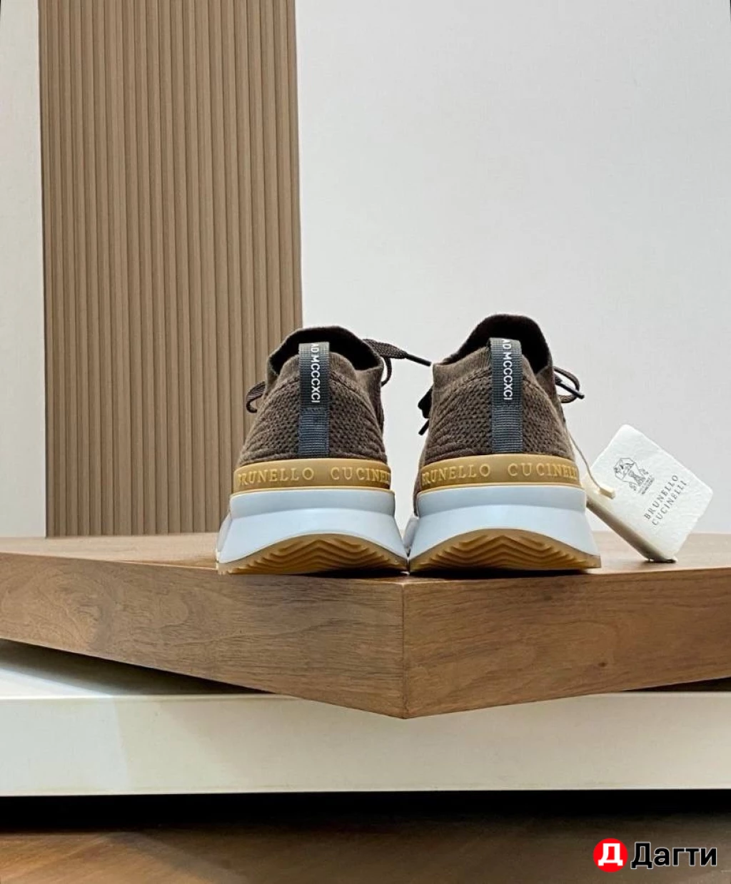 Мужские кроссовки от бренда Brunello Cucinelli