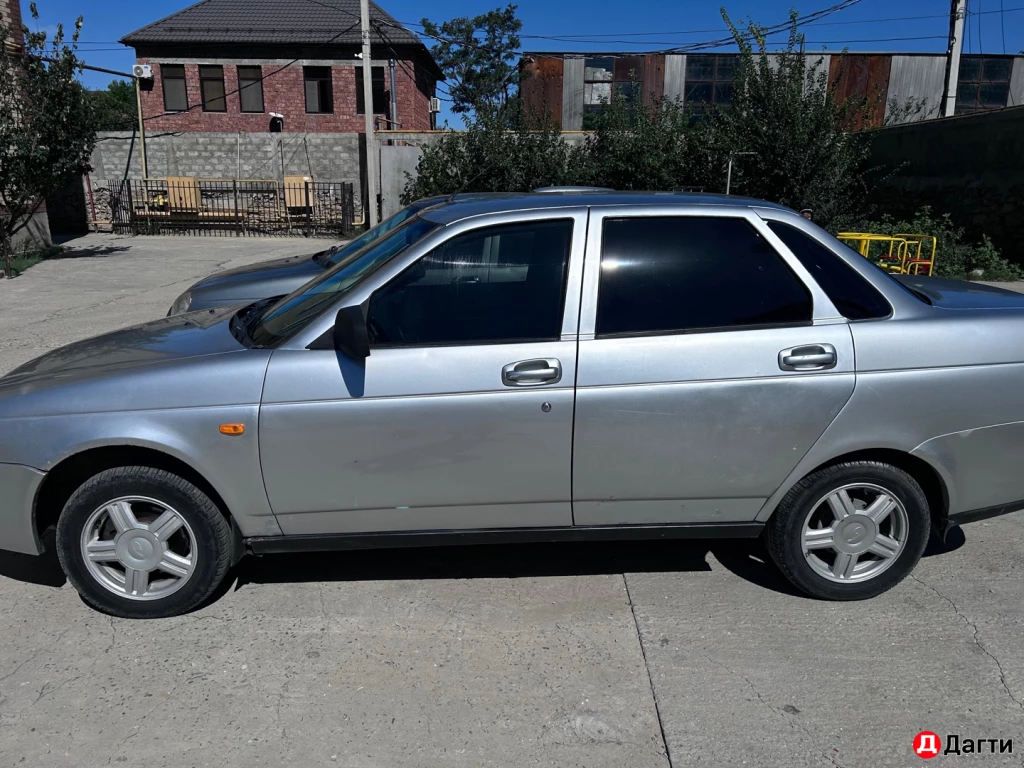 LADA (ВАЗ) Priora, 2012 года