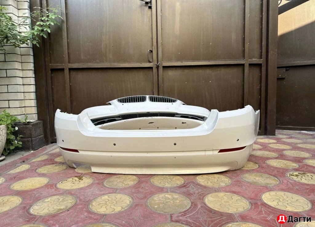 Бампер бмв ф10