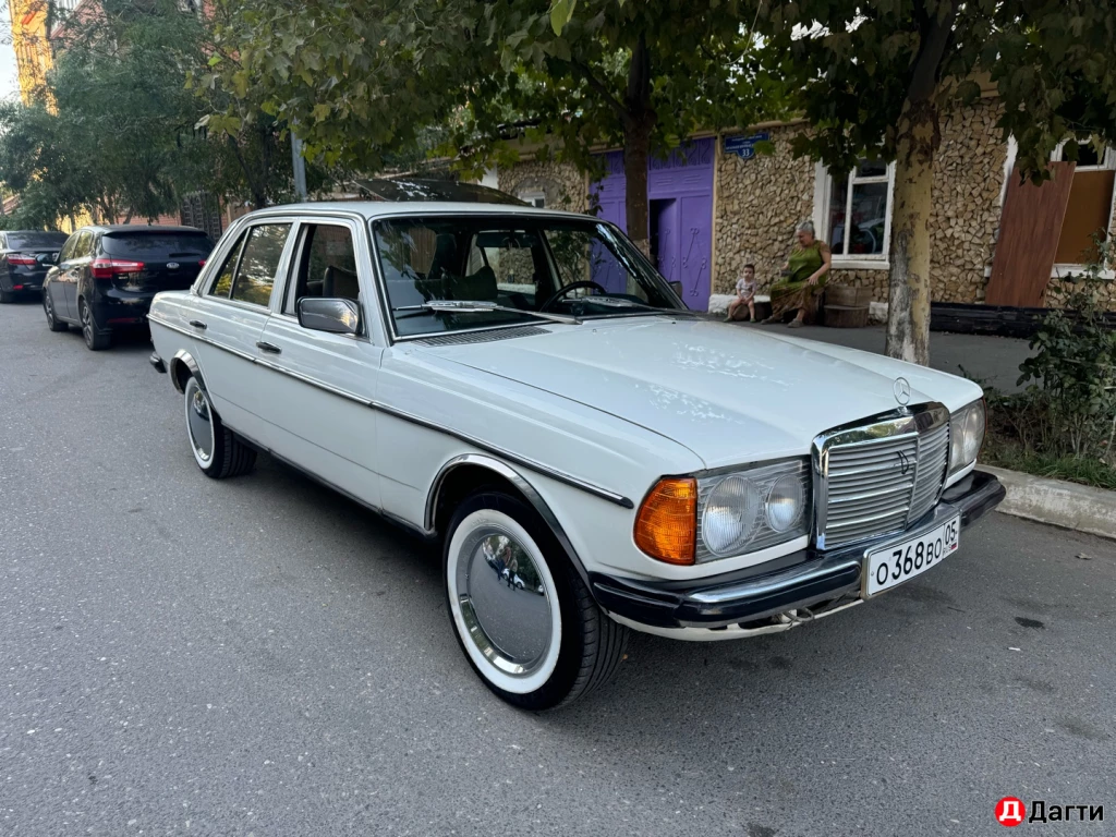 Mercedes-Benz S-Класс, 1981 года