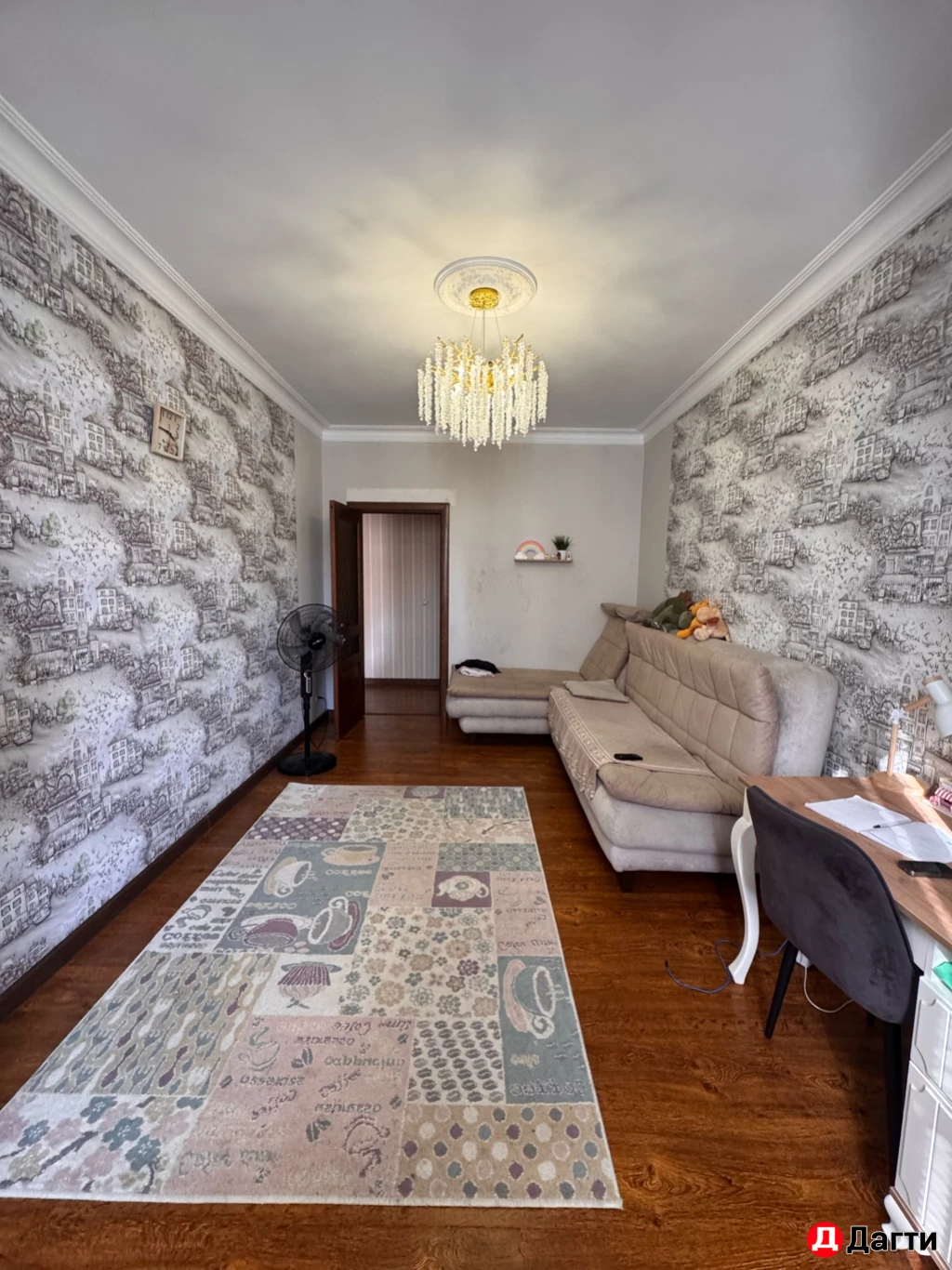 Квартира, 3 комнаты, 95 м², Агент