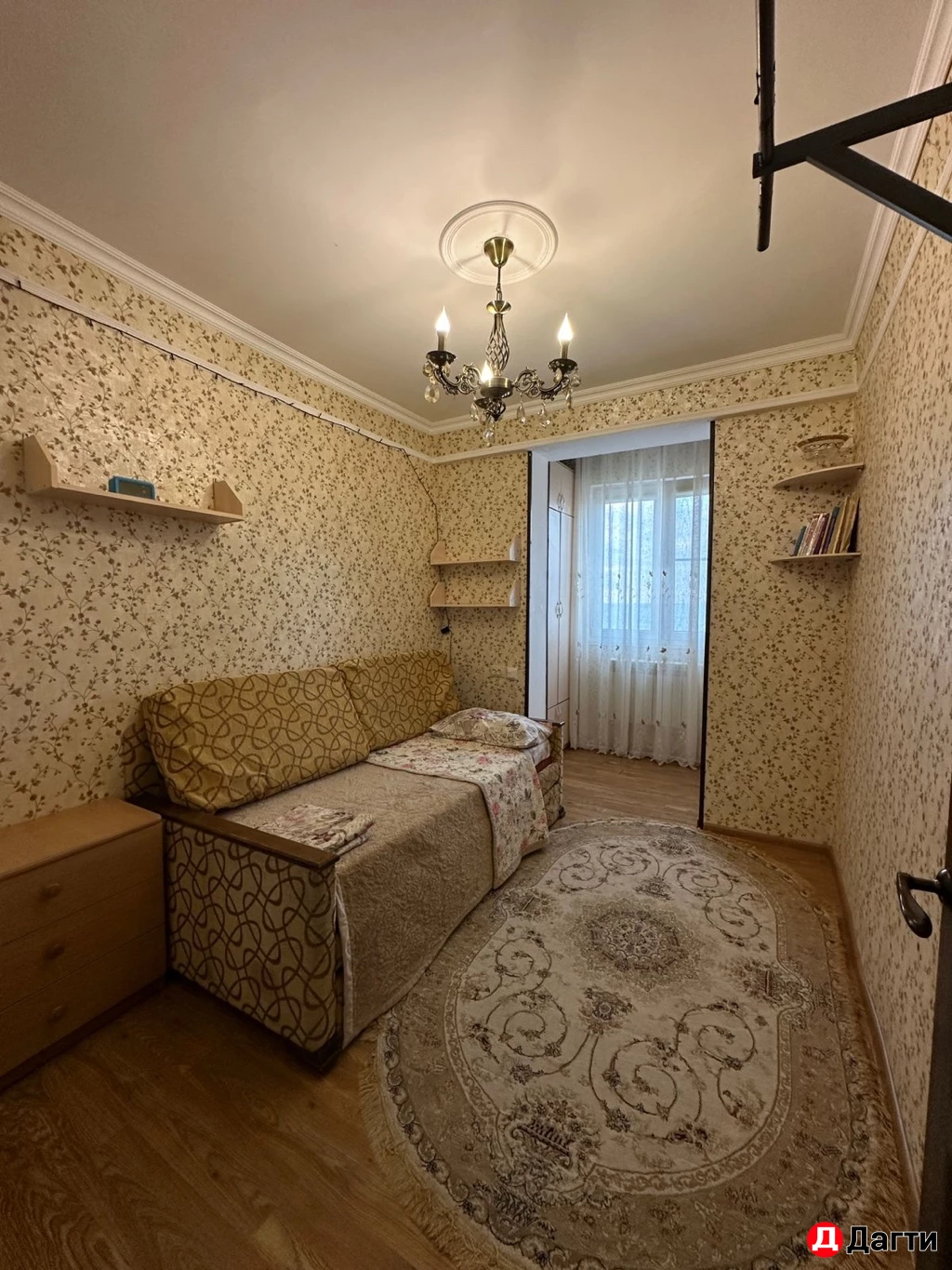Квартира, 3 комнаты, 70 м²