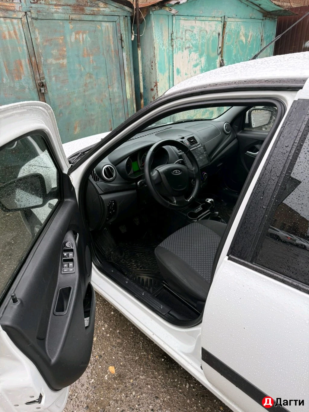 LADA (ВАЗ) Granta, 17 года