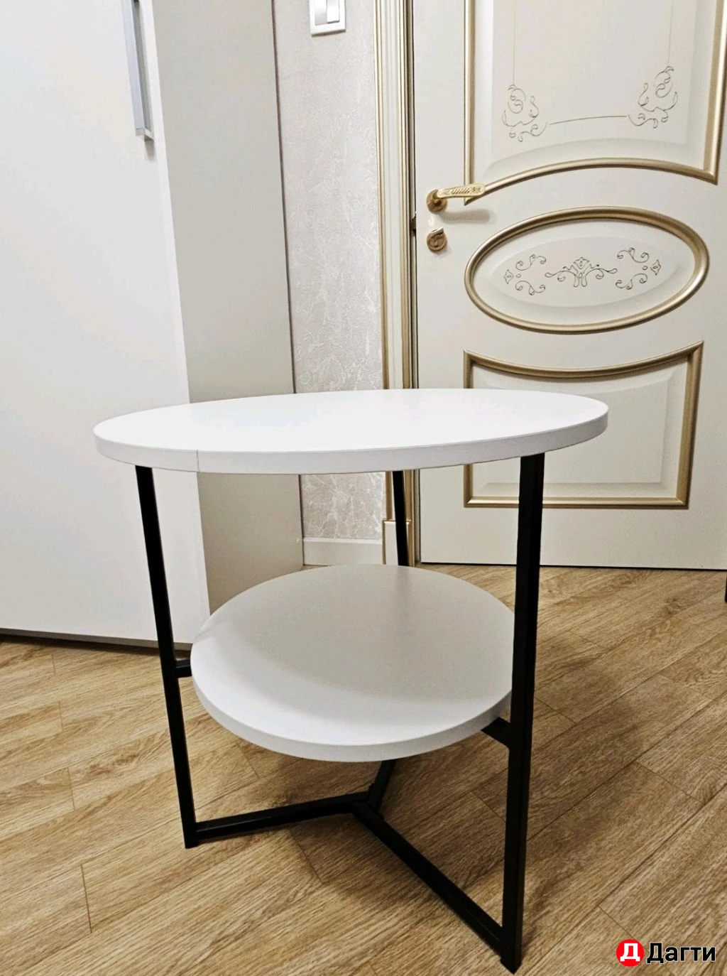 Журнальный столик