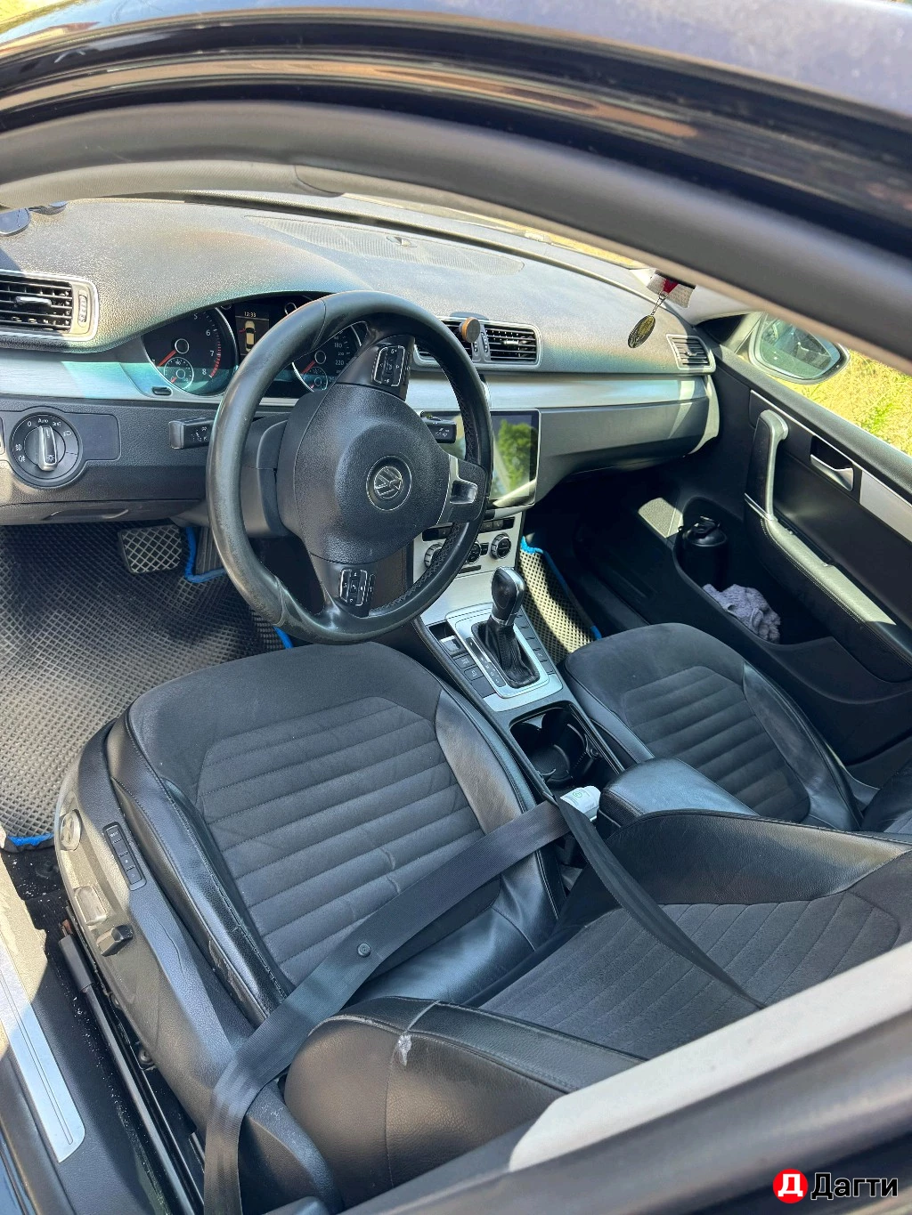 Volkswagen Passat, 2011 года