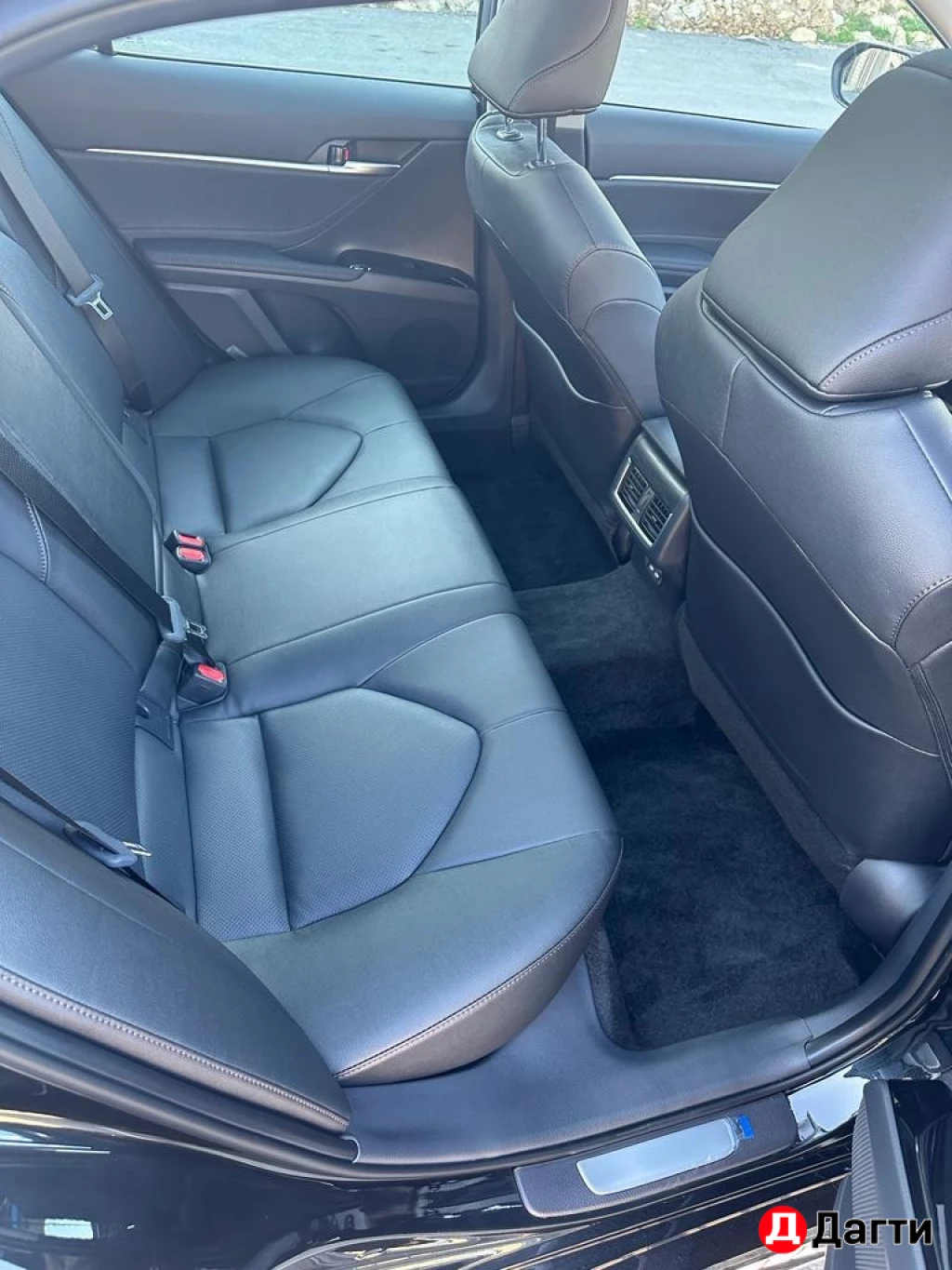 Toyota Camry, 2023 года