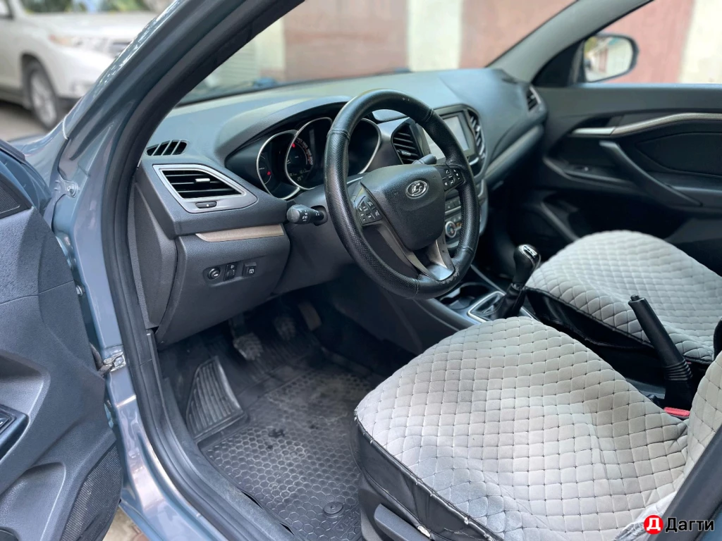 LADA (ВАЗ) Vesta, 2017 года