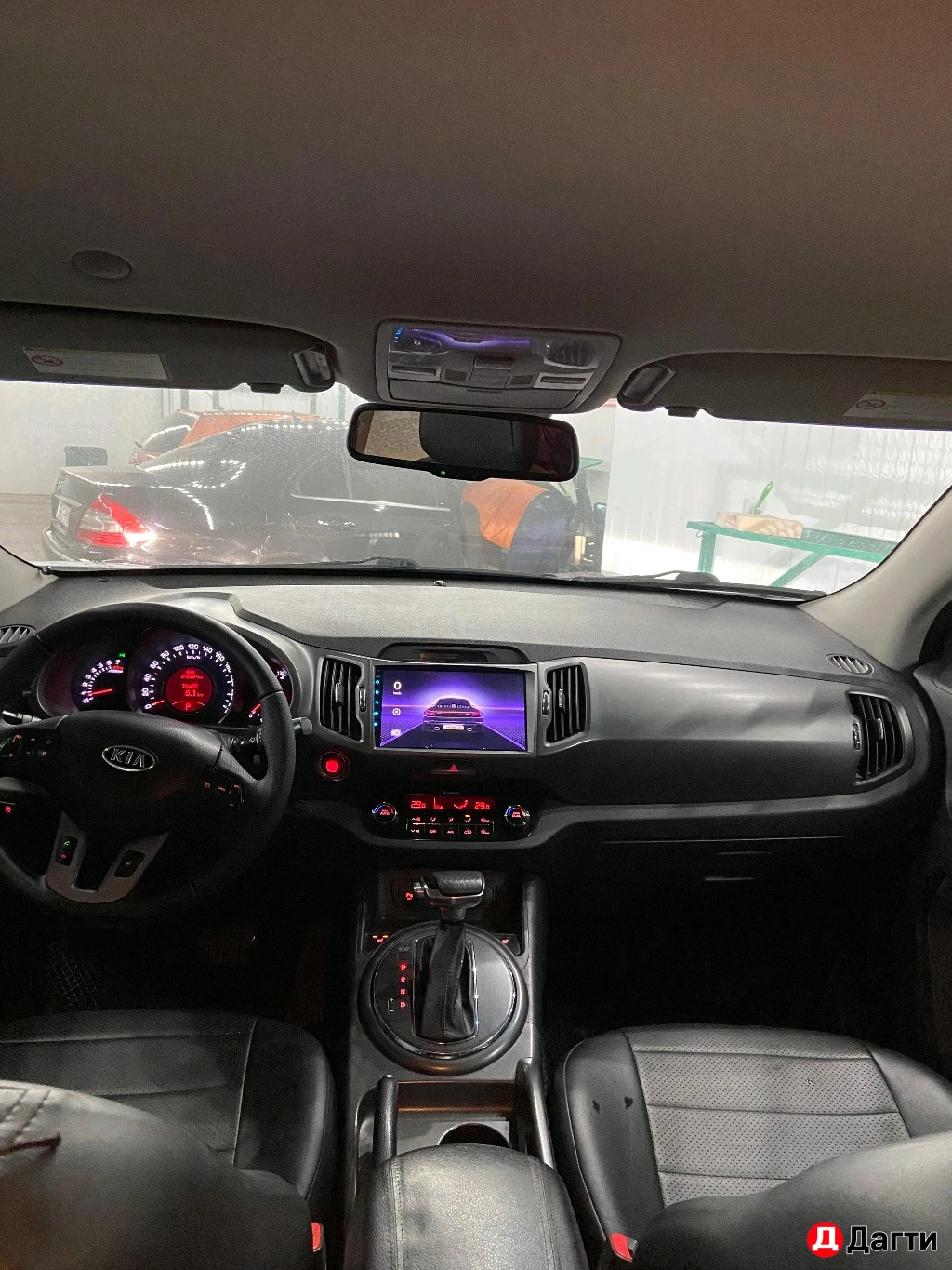 Kia Sorento, 2011 года