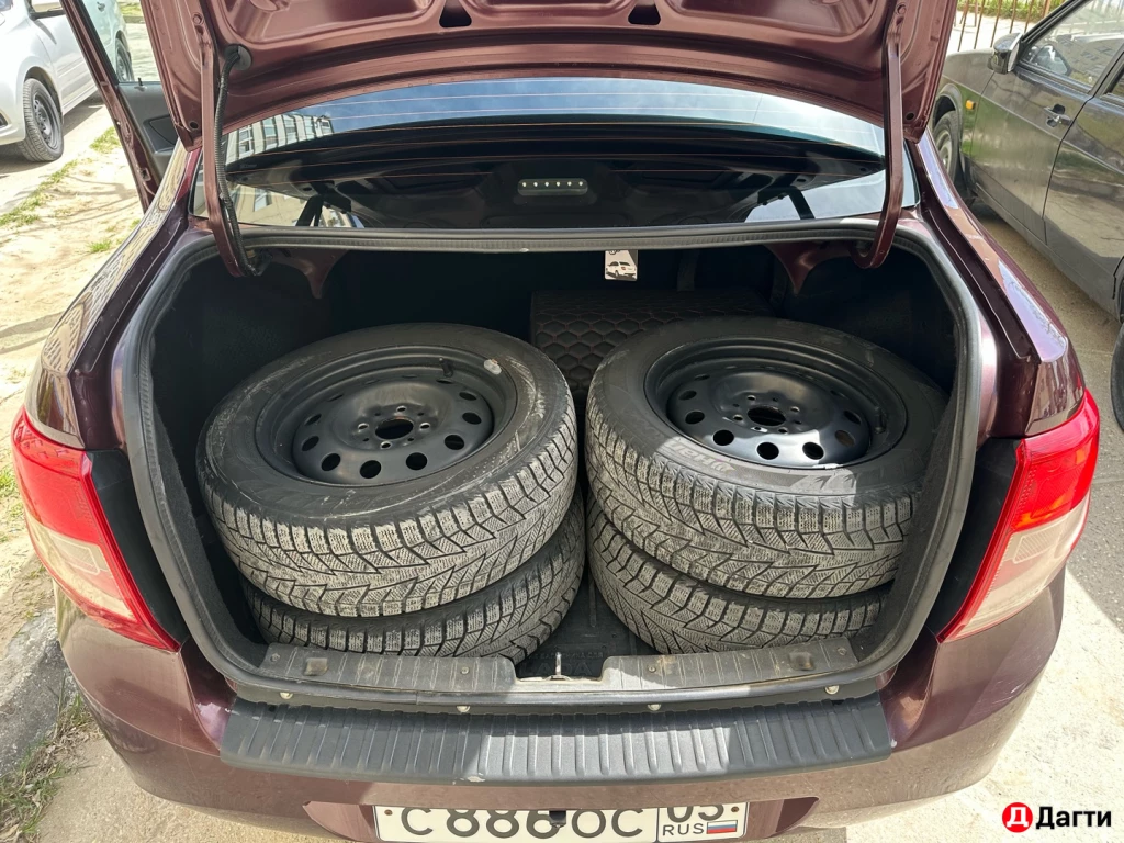 LADA (ВАЗ) Granta, 2013 года