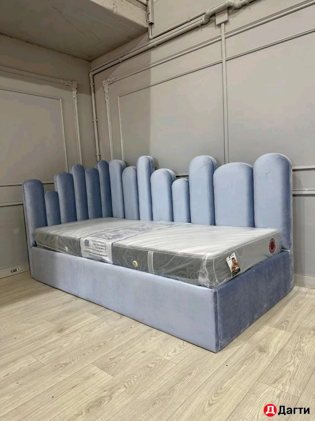 Угловая кровать