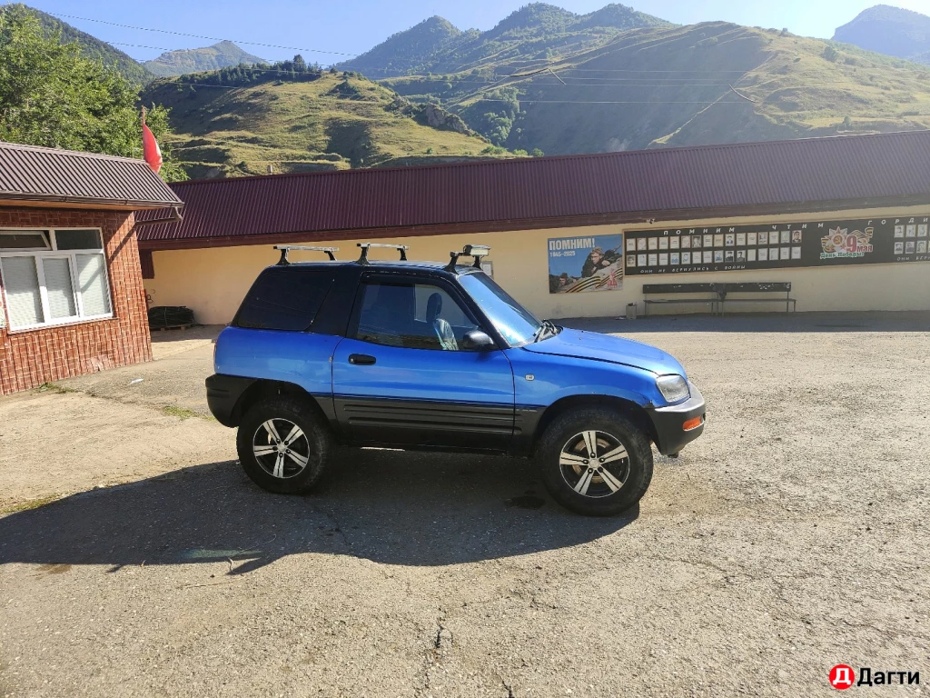 Toyota RAV4, 1994 года