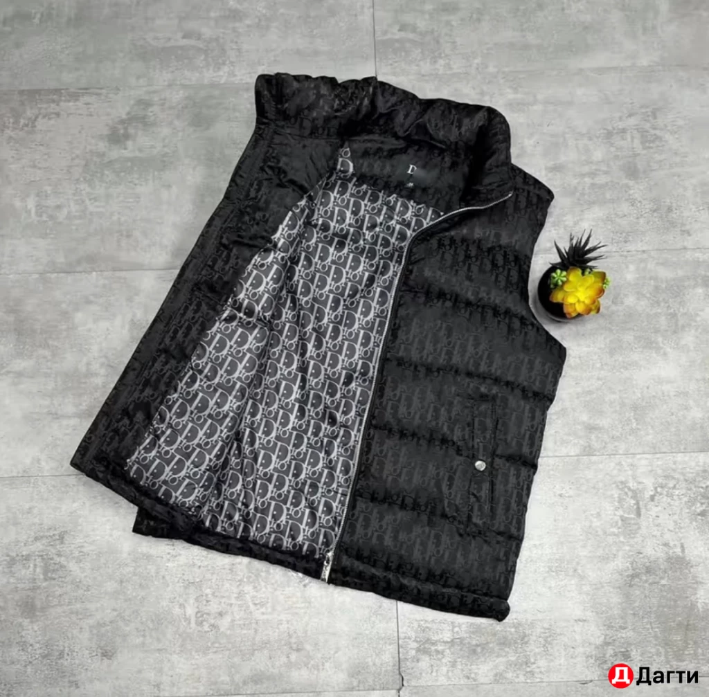 Пуховик премиум качества Dior цена 3700р