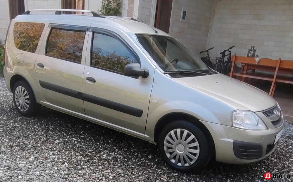 LADA (ВАЗ) Largus, 2014 года