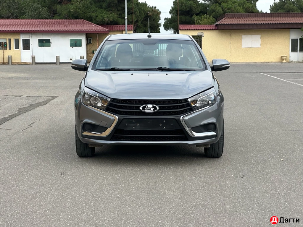LADA (ВАЗ) Vesta, 2018 года