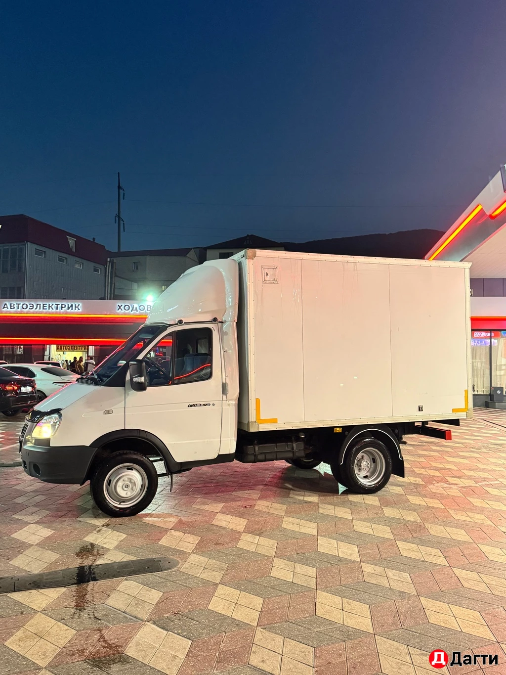 ГАЗ Газель 3302, 2004 года