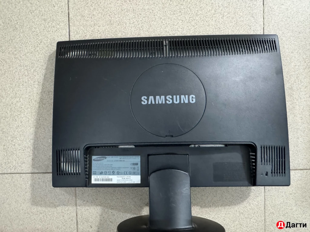 Монитор Samsung