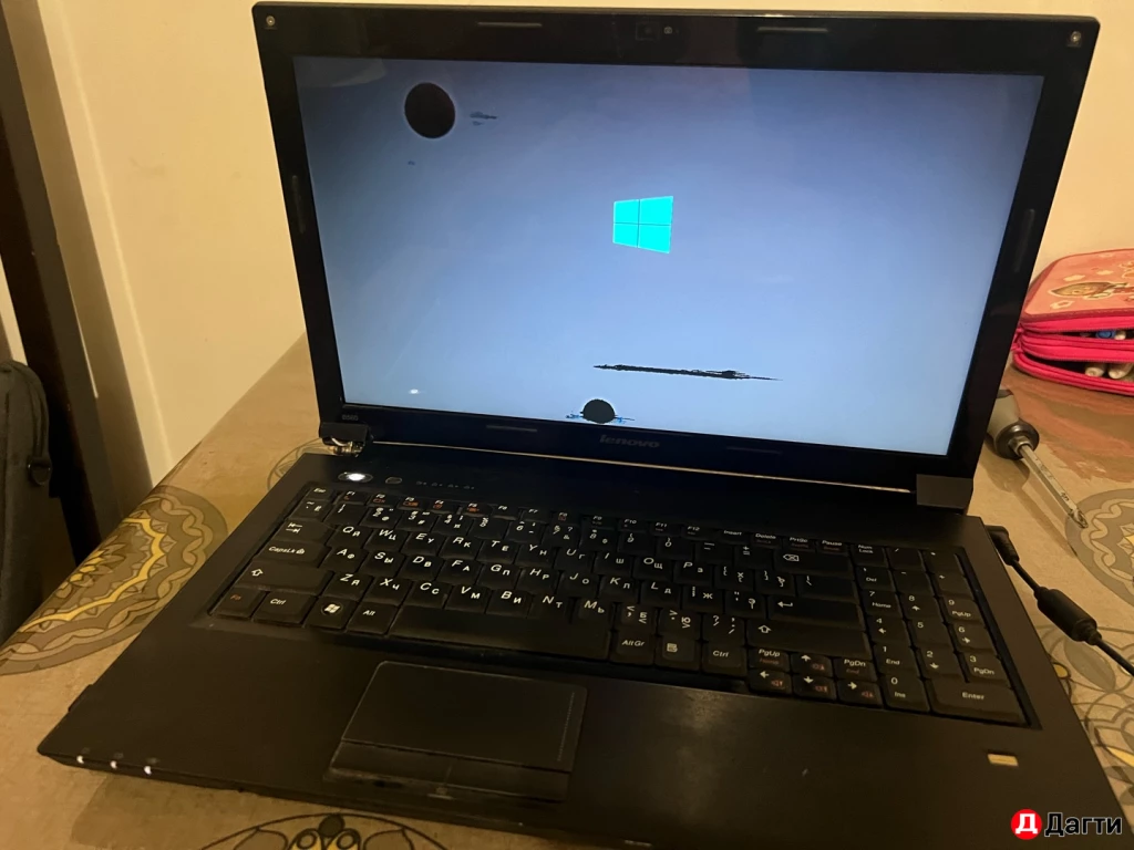 Lenovo b560