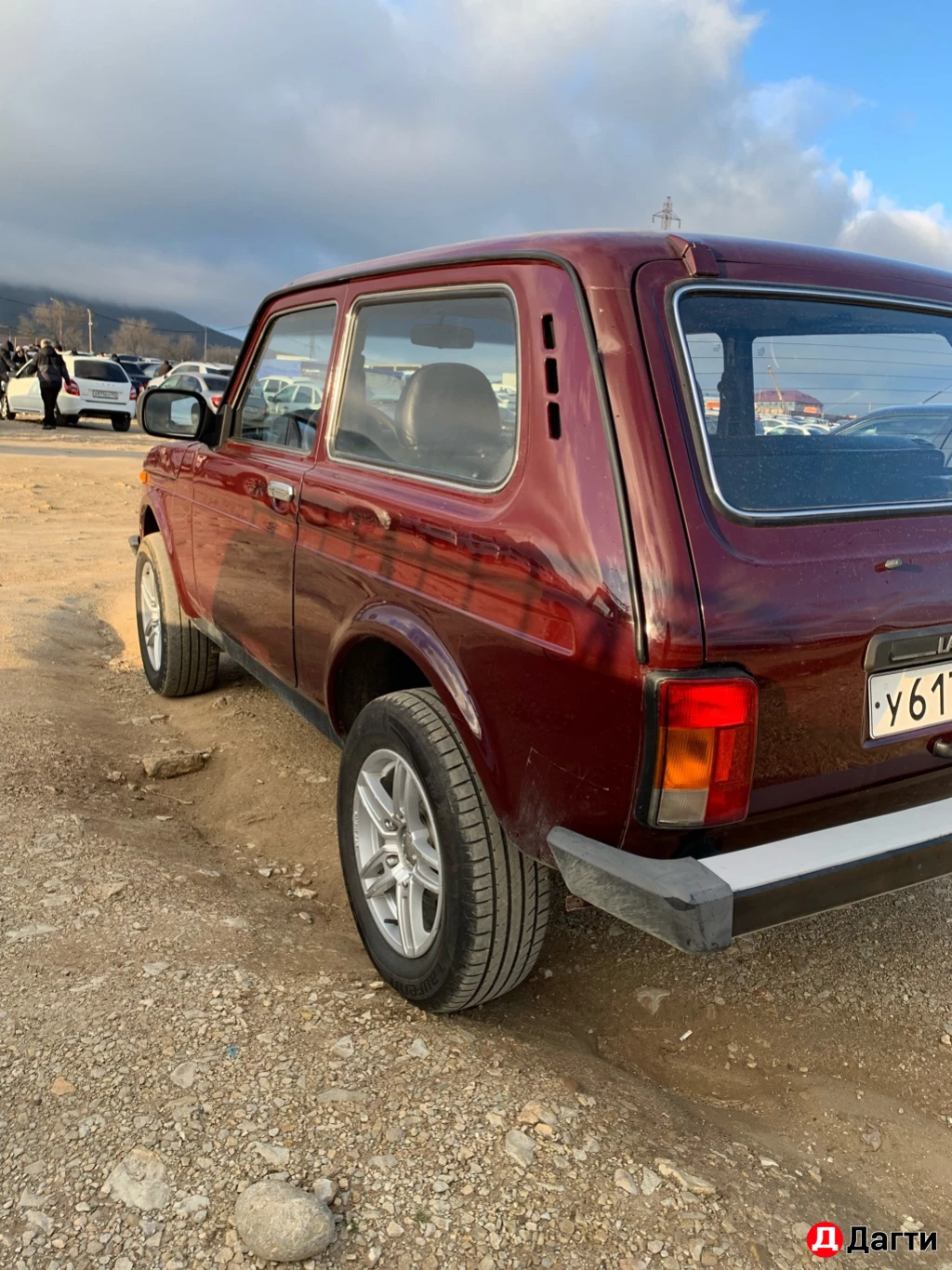 LADA (ВАЗ) Niva, 2013 года