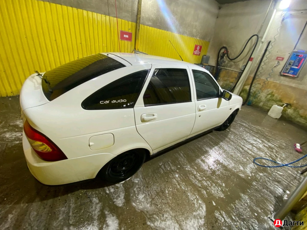 LADA (ВАЗ) Priora, 2011 года