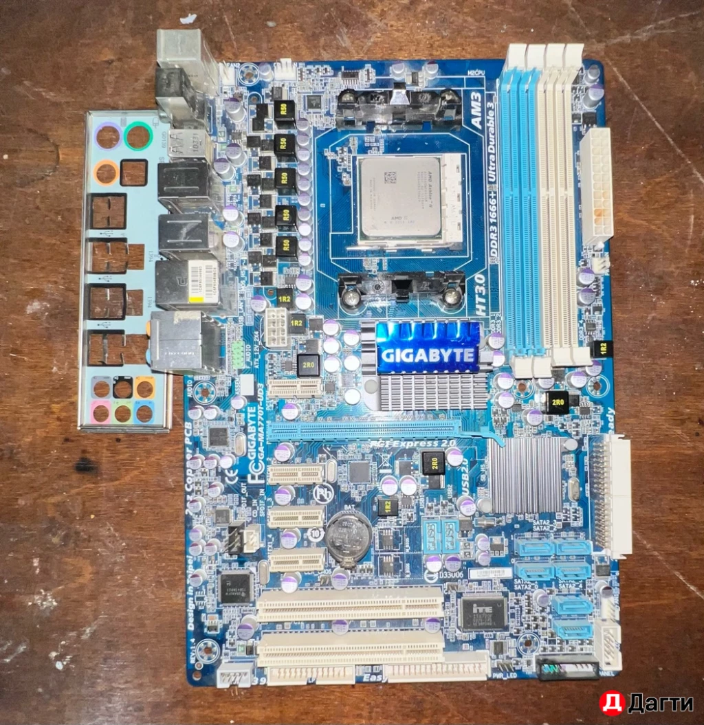 Материнская плата