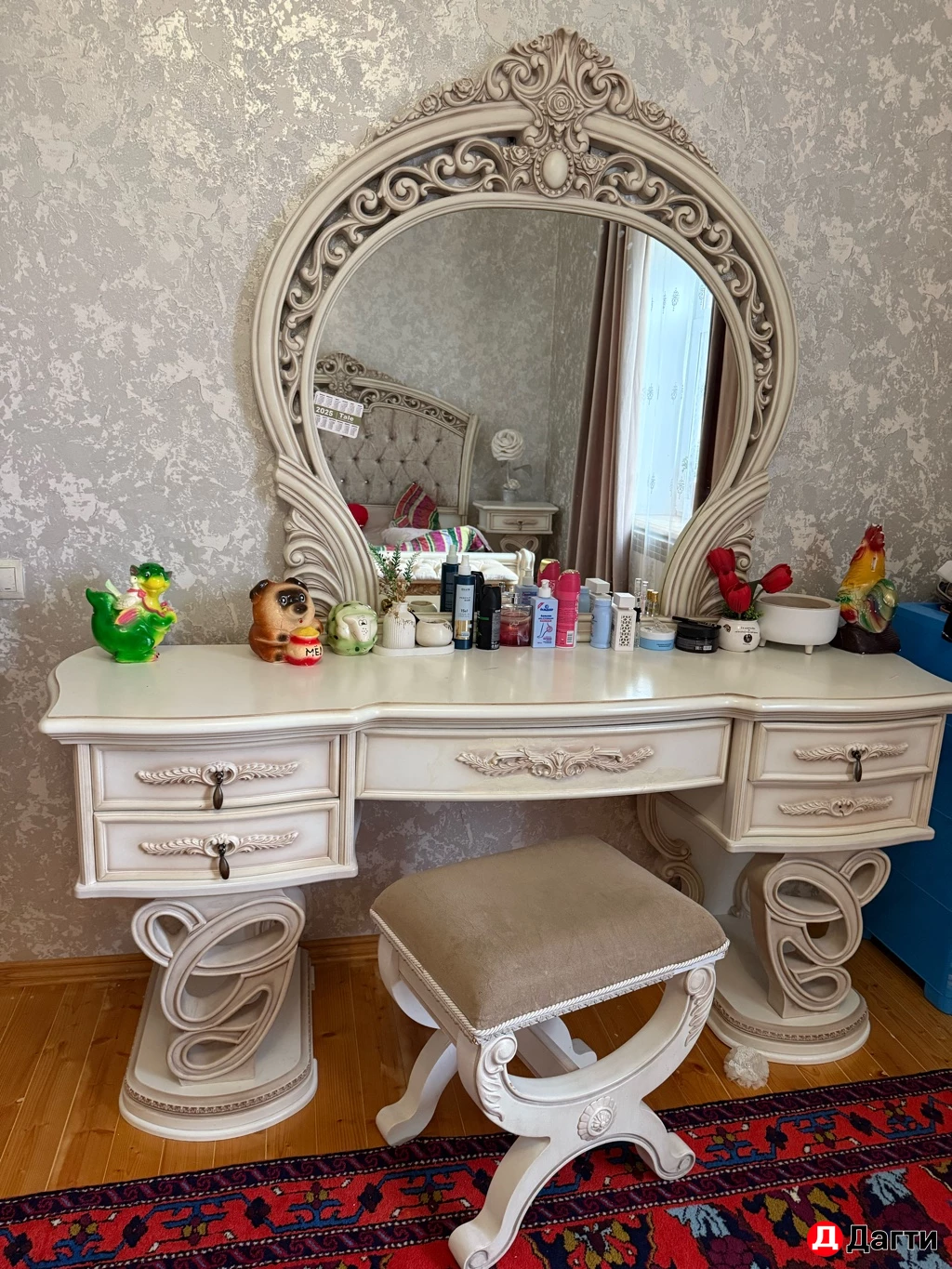 Спальный гарнитур