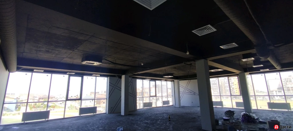 Покраска стен и потолков