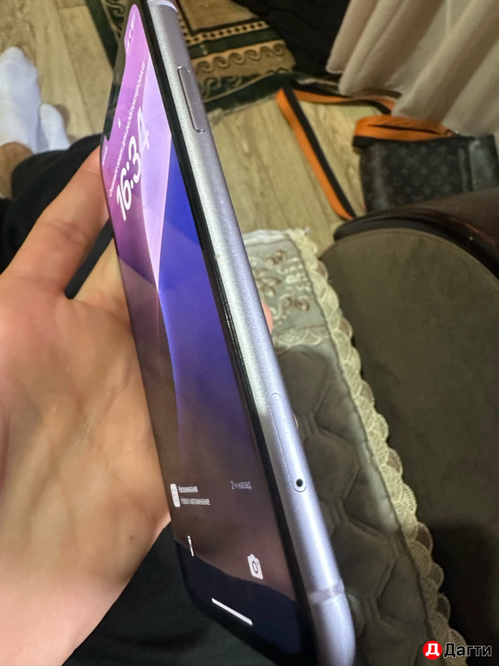 Айфон 11 /64гб