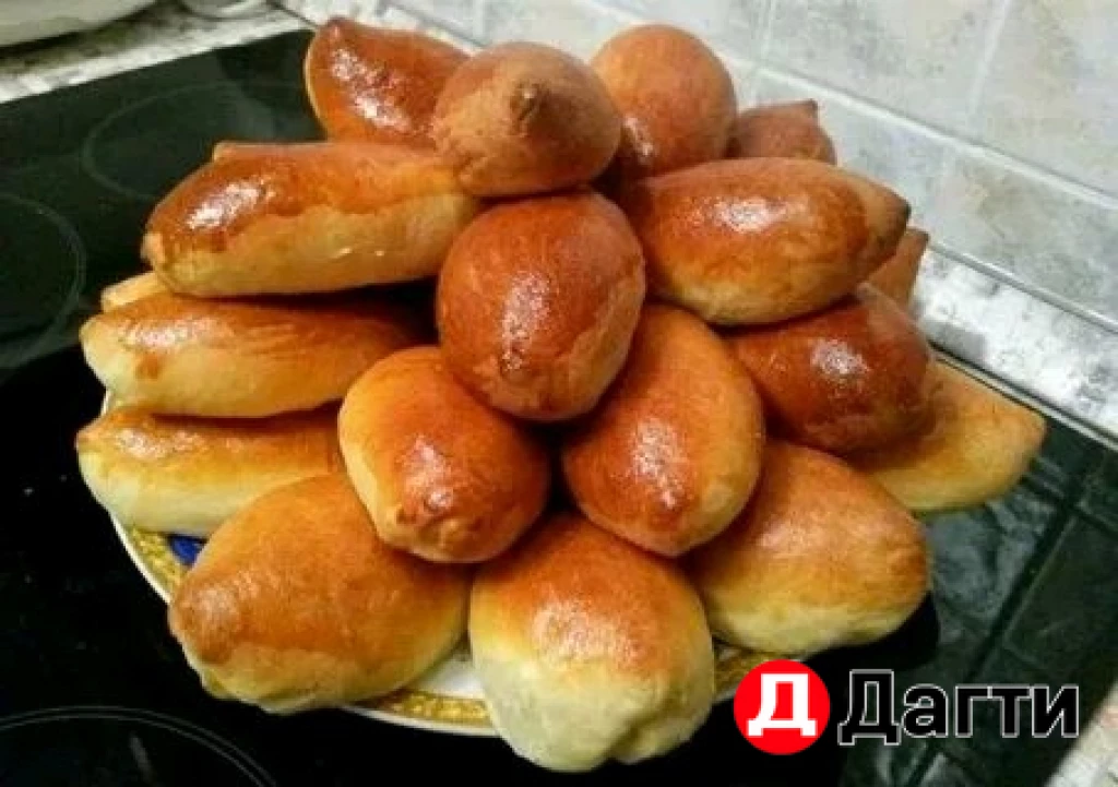 Пирожки жареные запеченые