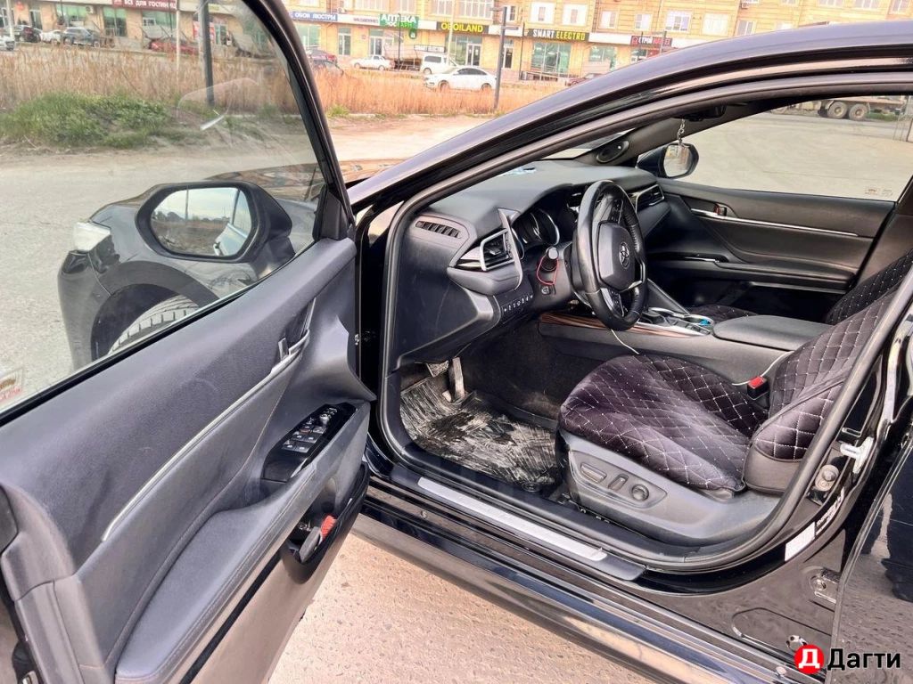 Toyota Camry, 2020 года