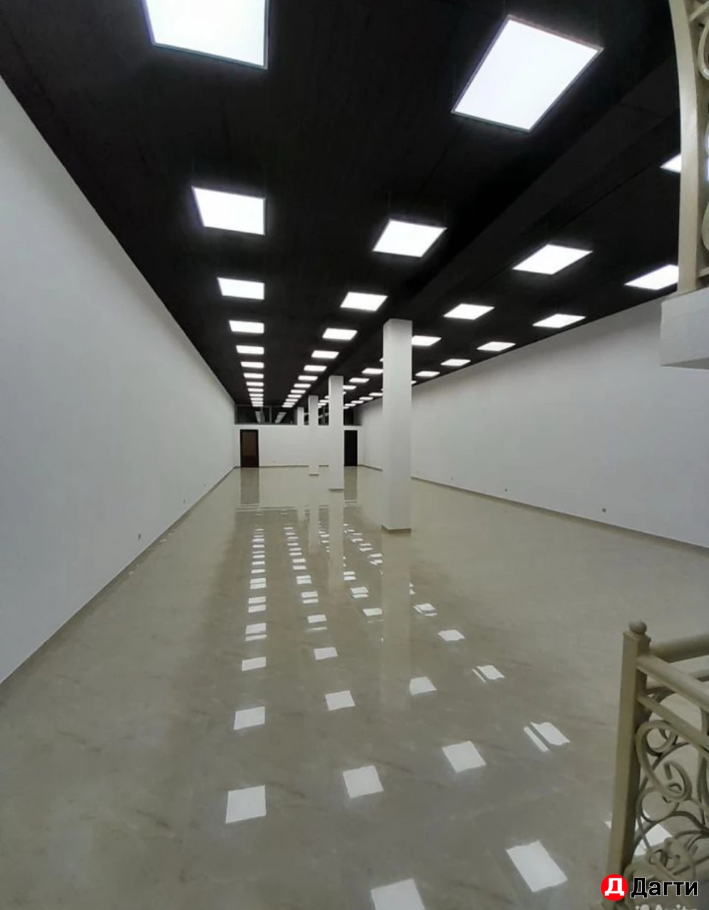 Помещение свободного назначения, 250 м², Собственник