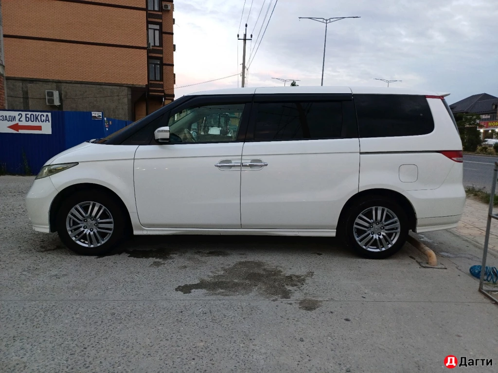 Honda Elysion, 2004 года