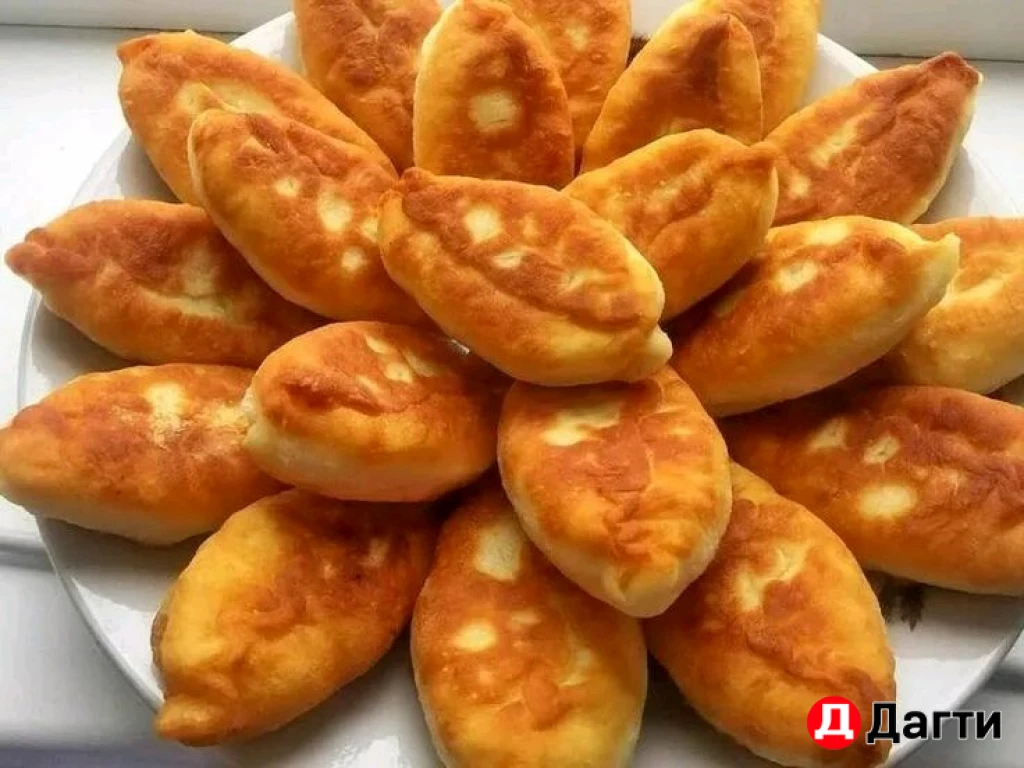 Пирожки жареные запеченые