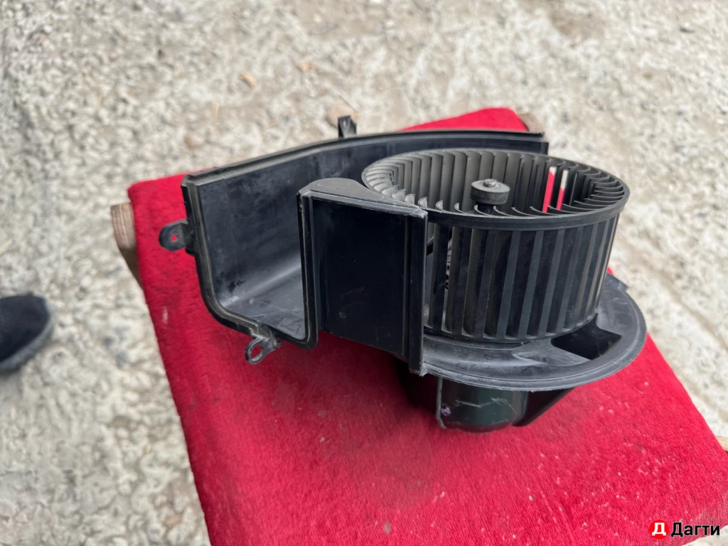 Моторчик печки БМВ Х5 Е 70