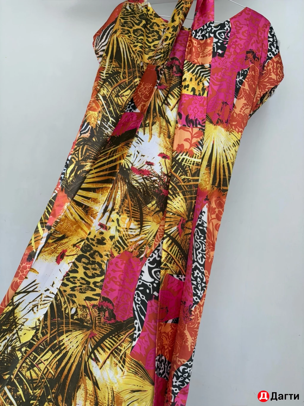 Платье атласное(шёлковое)