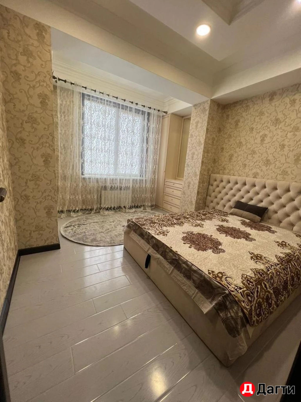 Квартира, 2 комнаты, 68 м², Агент
